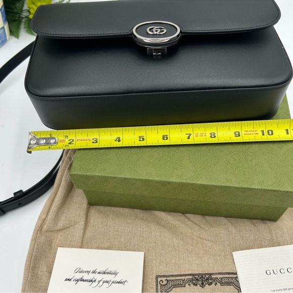 Women’s Gucci calf Skin GG shoulder bag detachable strap made in Italy - Picture 14 of 16